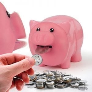 porquinho banco comendo seu dinheiro