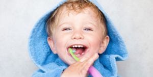 escovacao de dentes em criancas